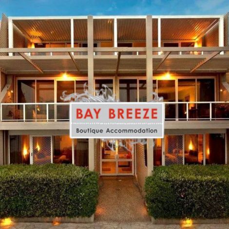 Bay Breeze Motel